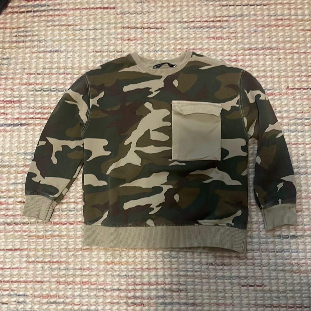 Zara Camouflage Crewneck Sweatshirt sz 6